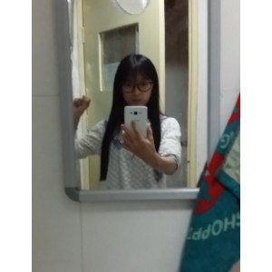 学校宿舍骚气学妹换衣透明裤裤视频曝光