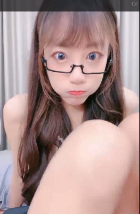 国服少女小怡:反差女友,50个视频总32.9G,收藏狂潮席卷百度和ED2K