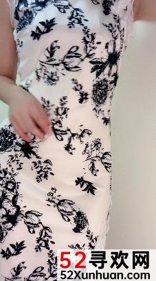 女神鱼丸JK合集25个视频1.73GB，小网红身材好，黑色长腿纹身诱人