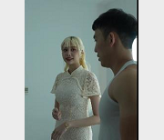 欢乐无限的疯狂小杨哥短剧合集：五部精彩正片+花絮，尽享幽默与温情，视频时长达75分钟，作者自拍制作，水印不可避免，快来下载！