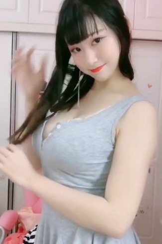 火爆斗鱼人气神似明星白白兔，高颜值美女快手爆R主播，最新散播定制合集50V776M