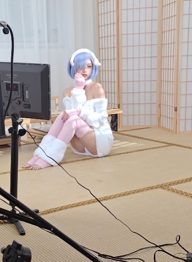 百万粉丝网红焕儿私拍展示：50v26g视频补充，老资源提醒，百度和ED2K下载