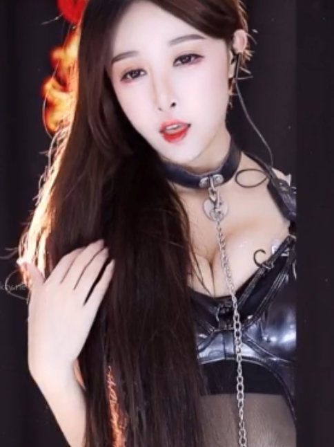 网易CC小初：万元定制温暖视频，百度搜索和ED2K收藏热潮