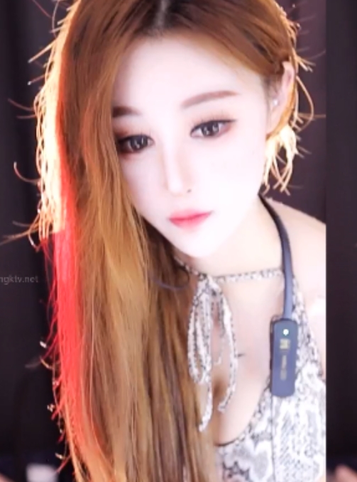 网易CC小初：万元定制温暖视频，百度搜索和ED2K收藏热潮