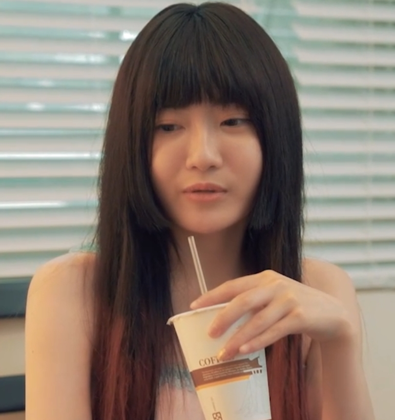 收藏珍藏!沈娜娜(璃奈酱)视频合集,总计83个视频,共计49.5G,附带与李学凌的聊天记录,笑容灿烂,正能量满满!百度云/115资源