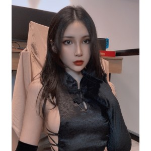 Vams子推特散图合集：黑色旗袍、兔女郎、蛇皮泳装，酒吞童子，光辉，多样风格视频下载