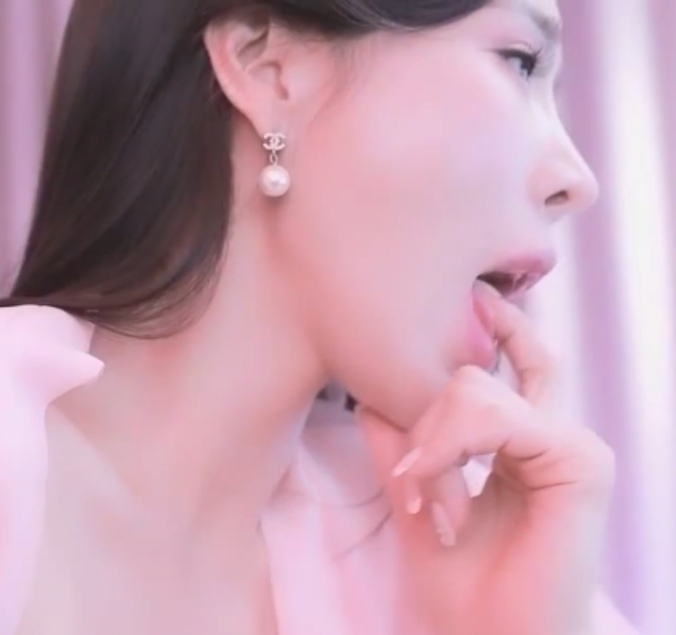 高恩珠:逗趣热舞视频合集,163个视频百度ED2K收藏