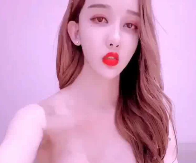 TS女神小花自拍视频合集90V-1.3G火爆颜值身材不容错过