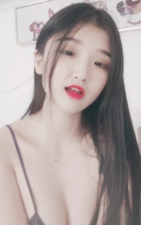 女神清欢:44v30g视频合集+11v7.35g新作,魅力无法抗拒