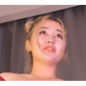 “C站女神aya_hitakayama优质红丝嫩妹二某处全开活塞机攻溅送高能源码高清”