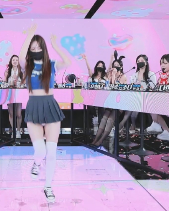 11小时韩国脱衣舞密室逃脱骰子战争合集，4V+37G视频，百度盘下载，中韩字幕，支持大佬，无密码压缩