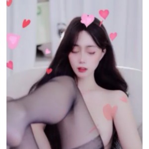 高中红靓女主播：16v+8.84g视频，百度盘保养全揭秘