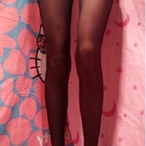 精选：軟萌妹子小仙風黑絲高跟鞋百度盘