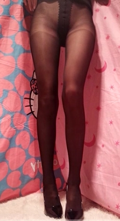 精选：軟萌妹子小仙風黑絲高跟鞋百度盘