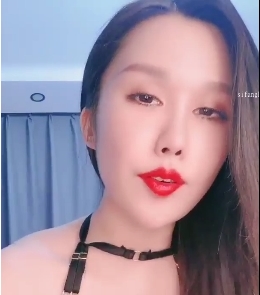 喷子尼尼子主播收费秀视频大放异彩