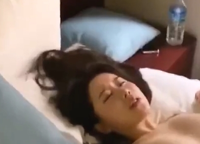 高颜值女生表演视频167M资源，滔滔江水般的魅力