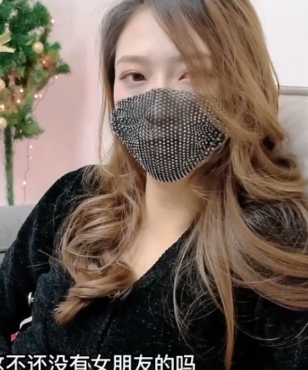 林夕26v17视频合集：多面性展现