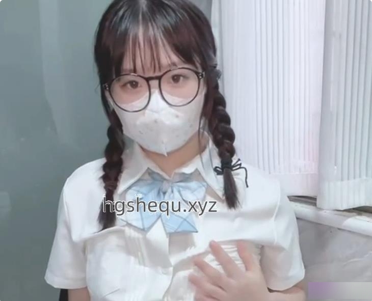 以下是可能的商品1.汌汌JK眼镜学妹社保姬推新人2.时尚眼镜学妹社保姬推新人汌汌3.可爱JK眼镜学妹社保姬推新人汌汌4.独特眼镜学妹社保姬推新人汌汌JK