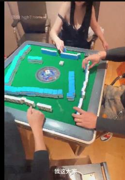 海角寝取NTR1：作者自拍，10部，娇妻，团建，G引，用嘴，无保护，爆C