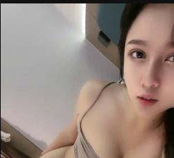 精选美人：颜值纹身反差婊自拍小姐姐身材真实用嘴，1小时20分钟高清视频2.7G