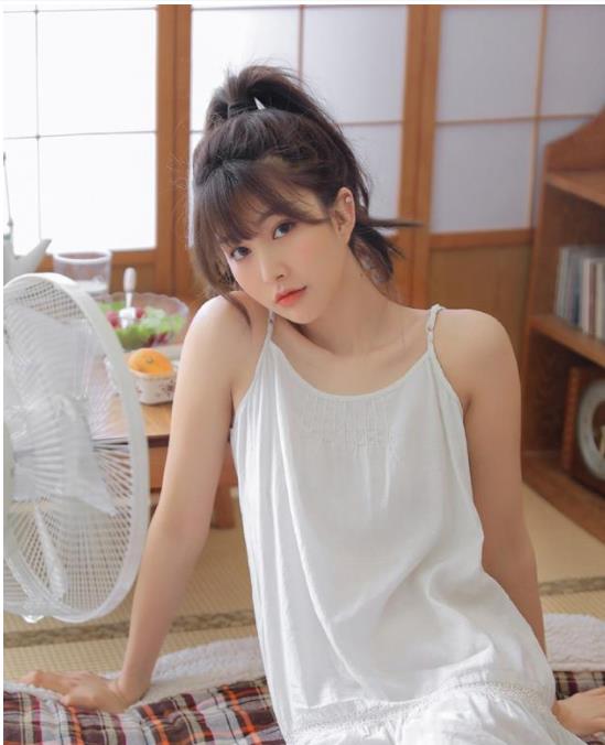 日系美女自编自导自演的精选剧情作品