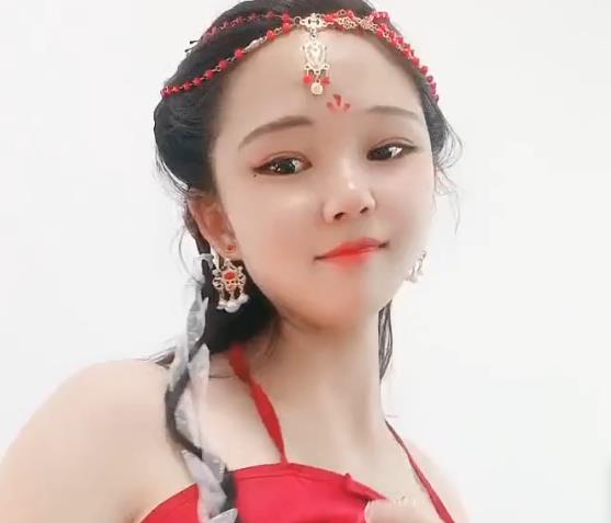 精选妻子早餐挤馒头1V1.4G