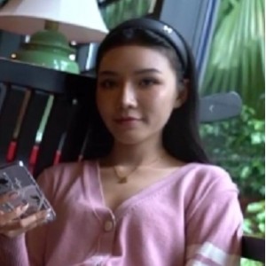 MussGirl慕丝女郎依依超短裙秀裸足