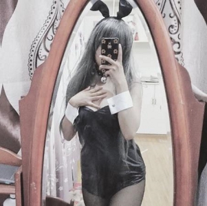 Twitter喜欢在户外运动的反差美少女（咩了个咩）[89V，2.4G]