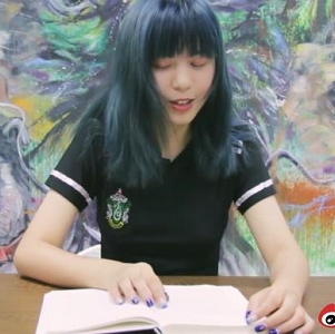 Twitter（橙子大湿）发起的读书活动，各种类型小姐姐不一般的阅读体验+[106V，6.2G]