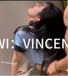 顶级绿帽《vincentxxbb》女神给黑人输出10V-2.7G1