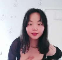 惊现-極品中年少女兼职，擦边直播黑絲情调有尺度露出