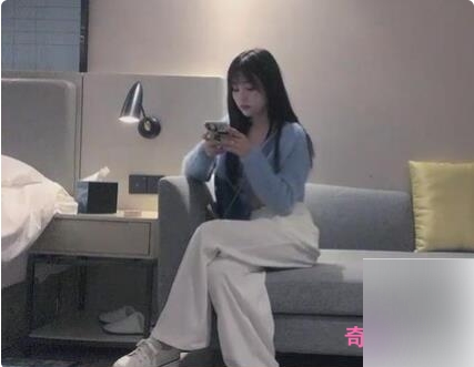 最新热门抖音网红《兰兰鹿鹿》原片