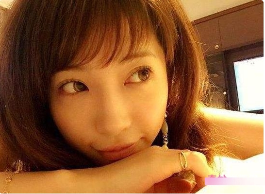 TwitterSSS级模特《kyaraSss》