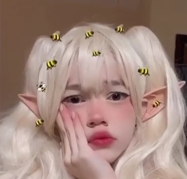 onlyfans系列Me1adinha银发小妹子cos特辑