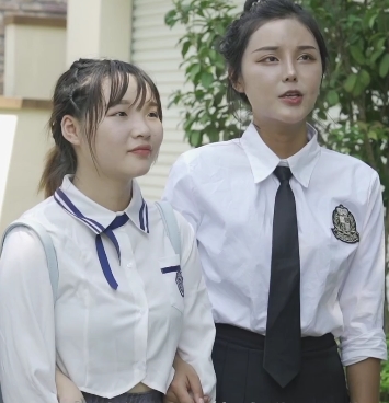 精东影业JD071《咒怨之诅咒之家》