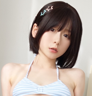 火遍全网女神《迷之呆梨/发条少女》fantia12月会员订阅