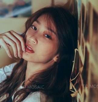 twitter贵圈名人《牛逼大师》与模特多人运动