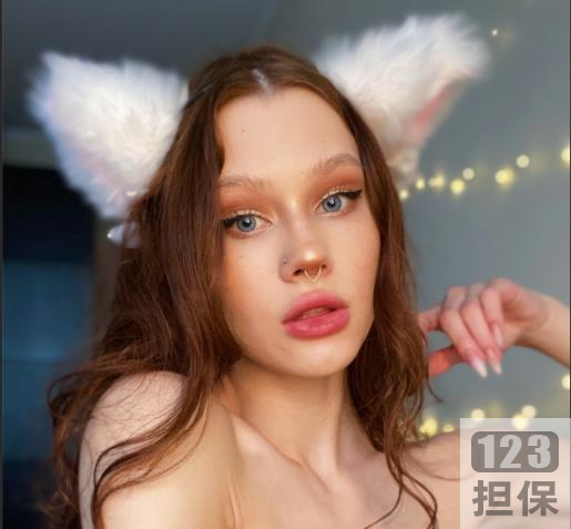 精选某推野性模特（Sofia_Simens）极限才艺展示