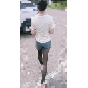 温情母女游戏：刘岚的视频珍藏