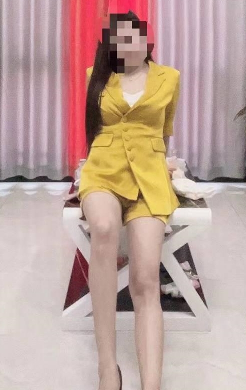 神秘女大神勾引弟弟，60分钟震撼视频大小458MB