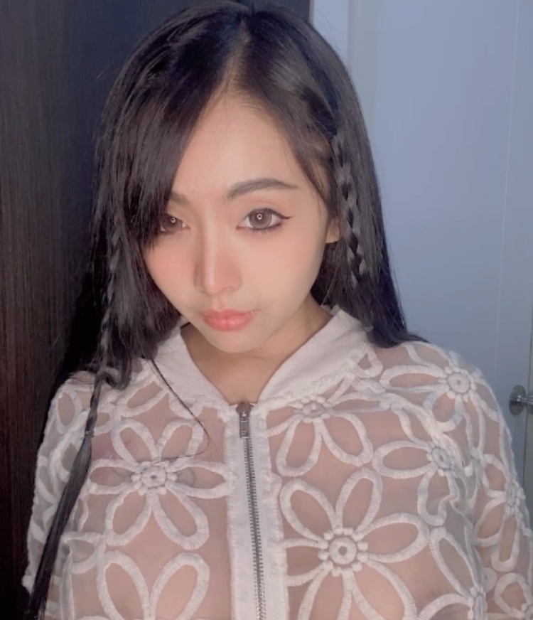 亚裔反差婊Xreindeers视频合集,210部精彩收藏,百度ED2K下载!