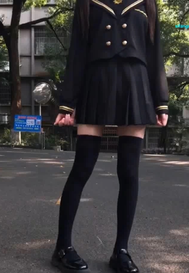 热舞福利合集:野餐兔7.75g视频精彩瞬间,快来收藏!