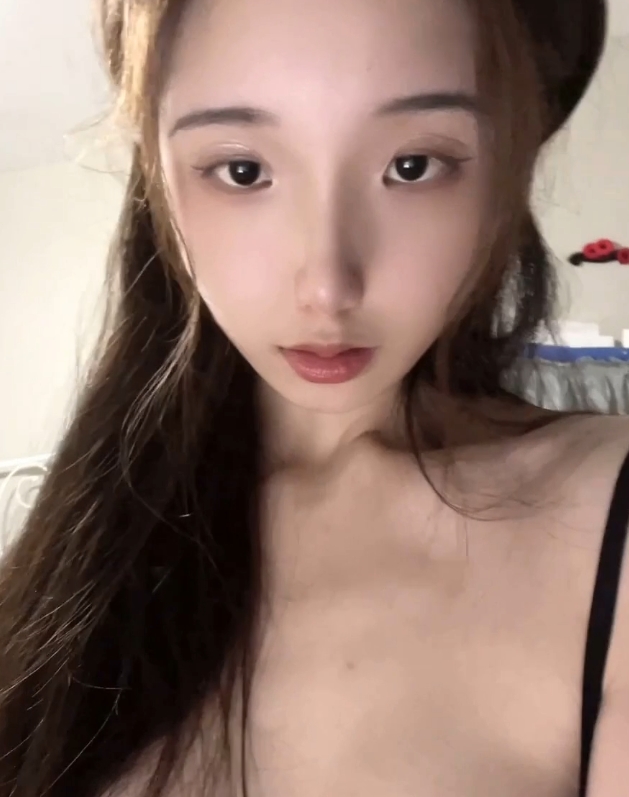 超反差Pudding果冻小姐最新合集9V222M，精彩收藏