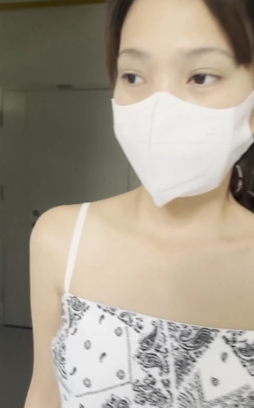 户外互动合集『爱吃菠萝』最新打包73V8G,商场餐厅公园边玩边做