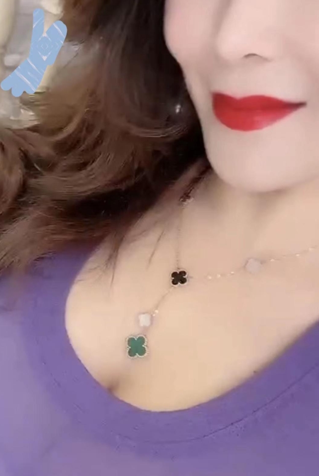 自行打包百度盘瑜伽妈妈合集5V238P800M，海角山峰互动束缚