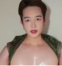 稀缺Onlyfans断背山口味重味合集exwhite01，男主超级帅1V1G，尽情享受！