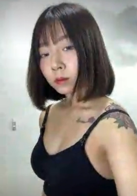 优质泄密百度盘模特视频面试19季合集40V39.5G，360度展示特写