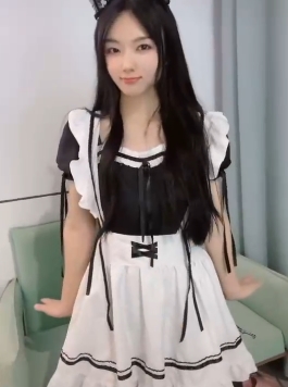 可爱女神抖音麻辣球球大合集11VXXG，粉嫩水淋自拍