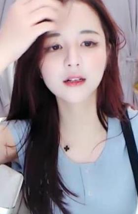 虎牙收费私人舞蹈合集玹儿最新视频4.9G，热舞精彩尽在其中