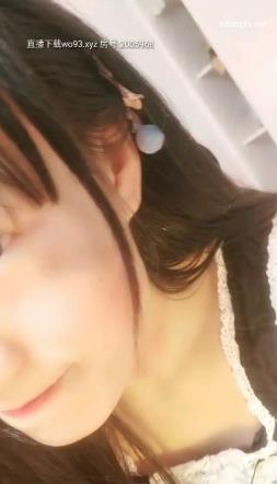 主播sifangtv萌妹子萌白青柠合集35V15G，随性大胆搭讪